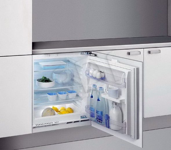 Модель Hotpoint Ariston BTSZ 1632/HA