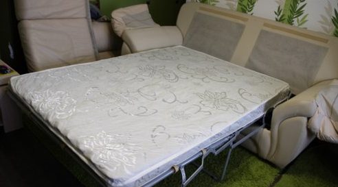 Раскладушка с обычным матрасом