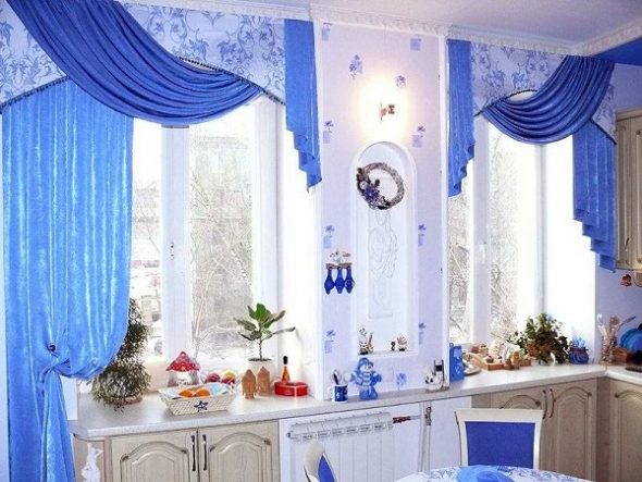 Комбинированные ламбрекены для кухни