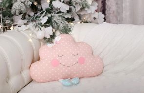 мягкая подушка облако