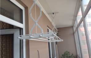 сушилка для белья на балконе